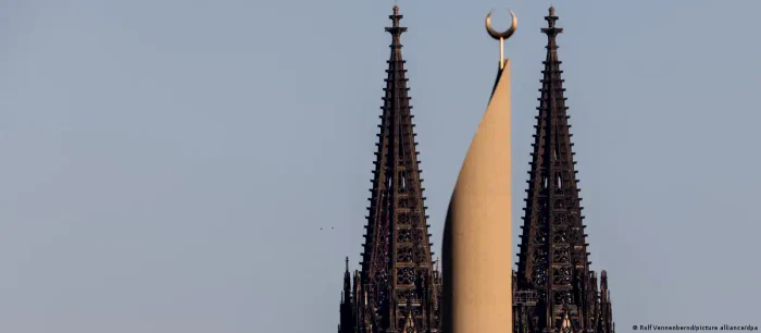 Germania: Se închid biserici, se deschid moschei