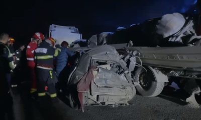 Imagini de coșmar pe A2. Tiruri și mașini pulverizate într-un accident în lanț care a oprit complet circulația pe sensul spre București