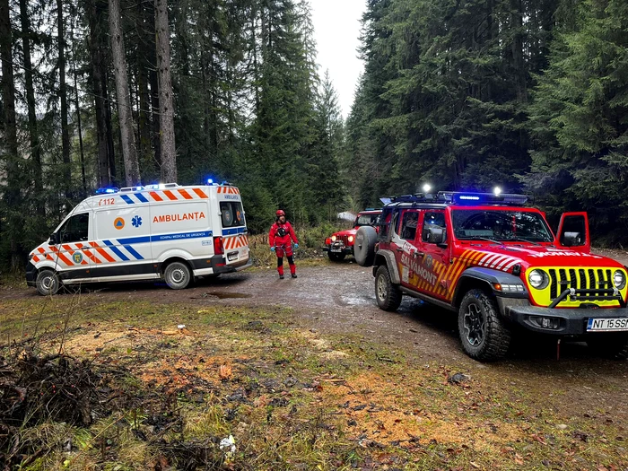 Intervenții de urgență ale salvamontiștilor în Ceahlău și Durău: un turist rănit, altul în criză cardiacă