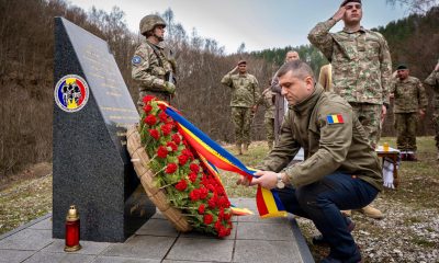 Lari Brînzan, fiul primului miltar român căzut la datorie după 1990, și-a comemorat tatăl în Bosnia