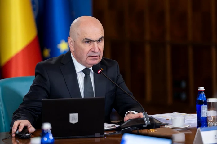 Proiectul care interzice cumulul pensie-salariu la stat va fi adoptat joi de Guvern