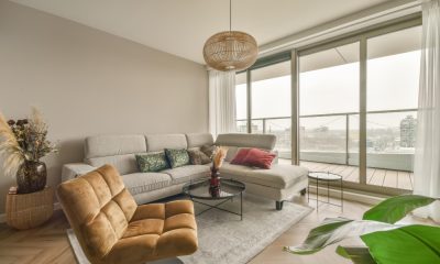 Cum amenajezi un living mic fără să îl aglomerezi