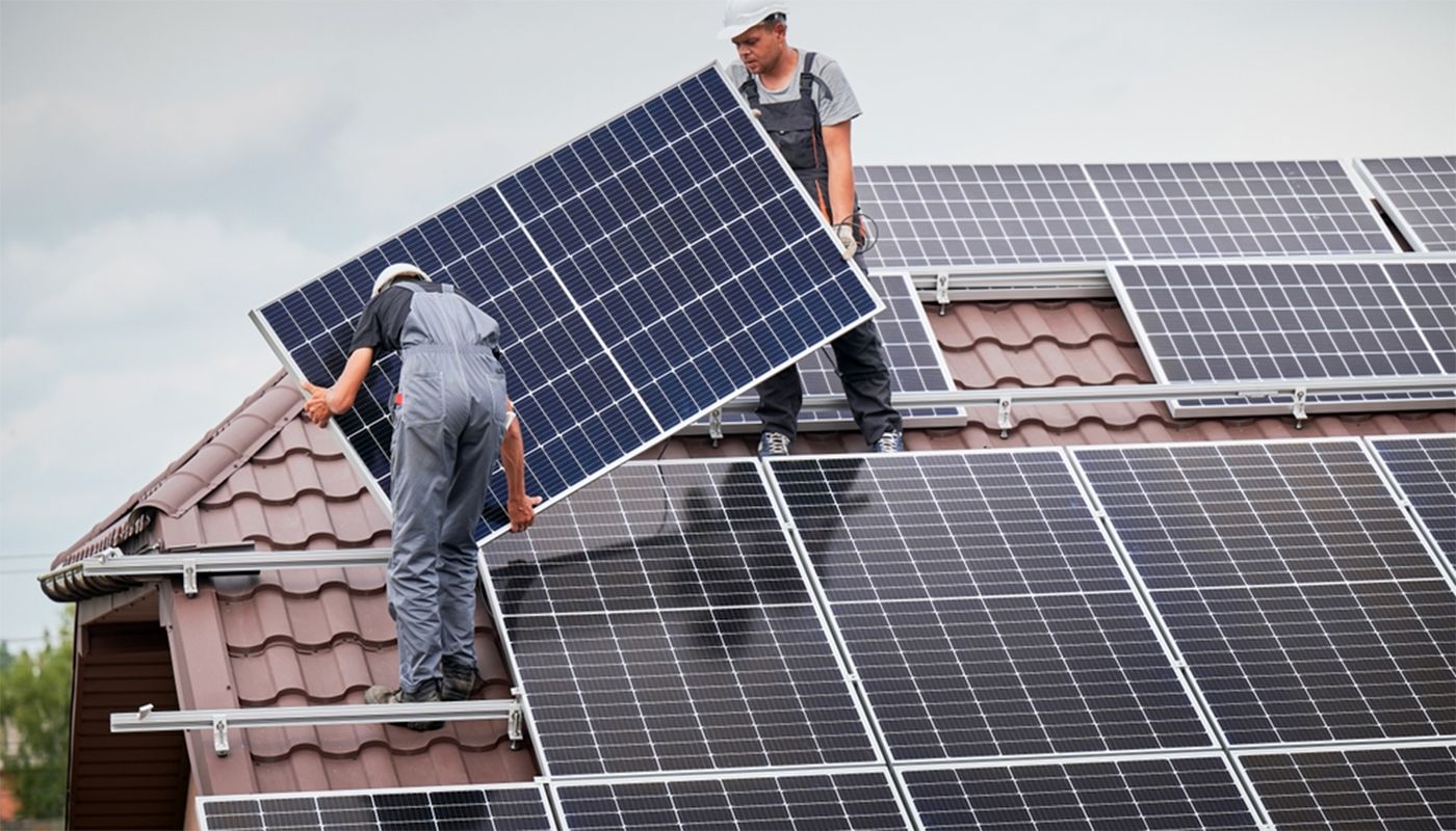 Cât te costă să îți pui panouri fotovoltaice în 2026. În câți ani îți scoți investiția, de fapt