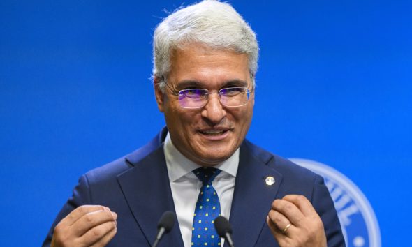 Ce pedeapsă i-ar aplica lui Sorin Grindeanu ministrul demis al Fondurilor Europene, Dragoș Pîslaru