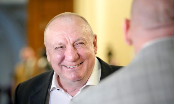 Fostul fundaș central Adrian Bumbescu a ajuns la Urgențe după ce i s-a făcut rău pe stadion