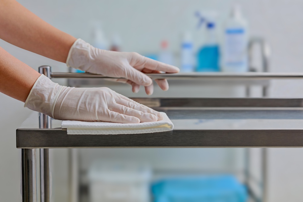 Top criterii de selecție pentru dezinfectanti avizati pentru clinici si cabinete medicale în 2026