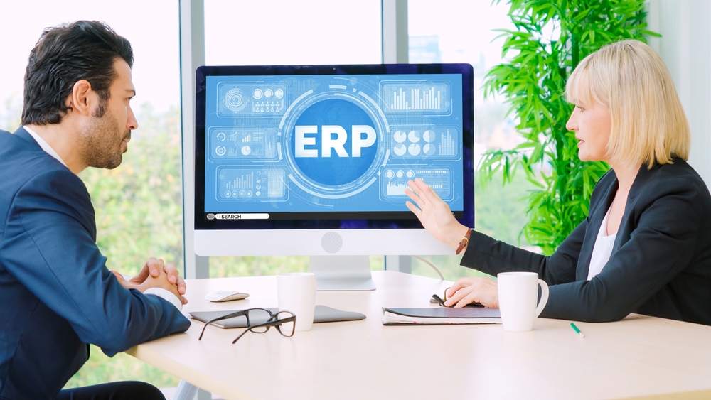 De ce tot mai multe companii aleg soluții ERP pentru companii din România și cum identifici cel mai bun ERP pentru afacerea ta  