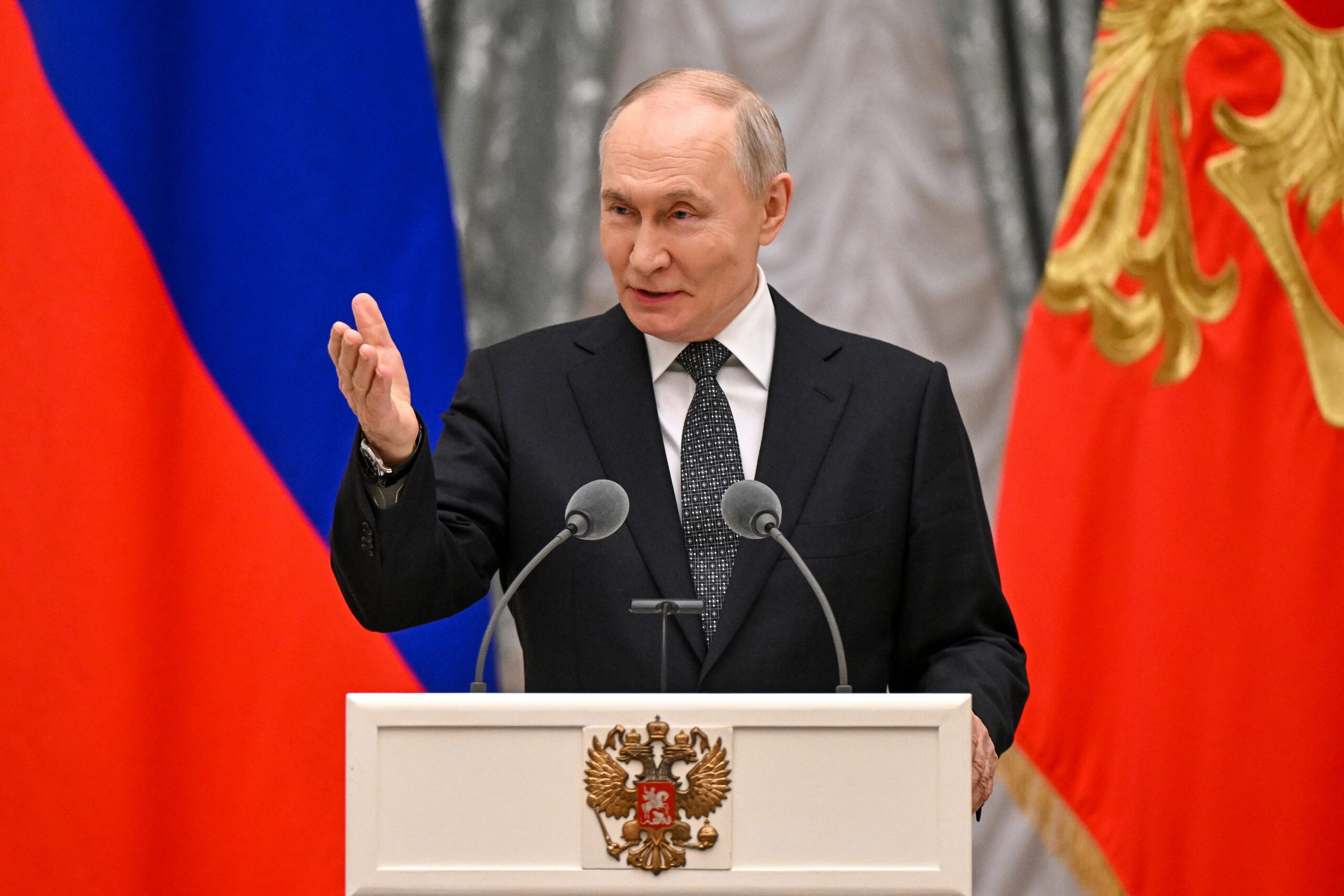 Rusia analizează coborârea vârstei legale de muncă la 12 ani pentru a acoperi deficitul de forță de muncă