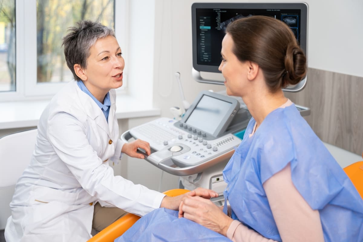 Cum ajută robotul Da Vinci în tratarea endometriozei?
