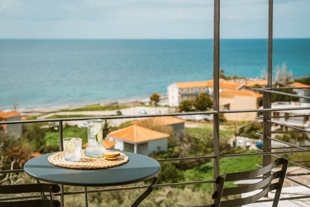 Viento Luxury Apartments, Plomari – cazare în Grecia aproape de plaja Agios Isidoros