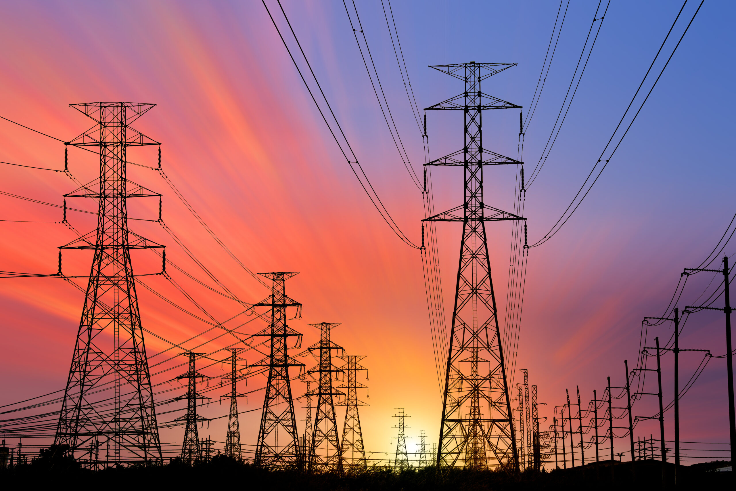 Alertă energetică în august. Risc crescut de pene de curent