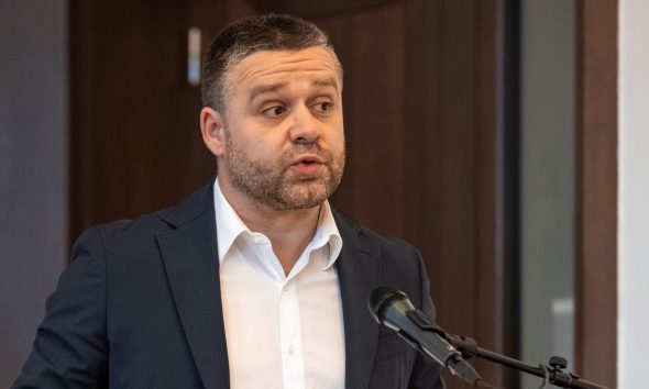 Ciprian Ciucu dă vina pe sistemul administrativ al Primăriei Capitalei, după furtuna care a măturat Bucureștiul: „Acest stat inert și incompetent”
