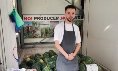 Cum reușește un fermier din Olt să vândă pepenii de opt ori mai scump decât alți producători