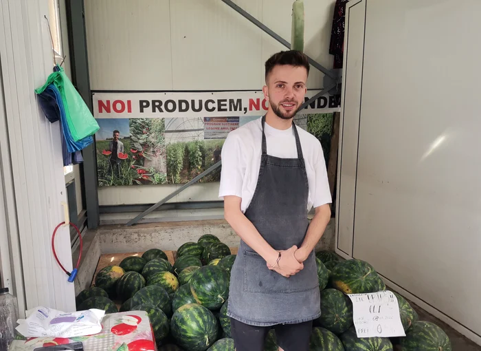 Cum reușește un fermier din Olt să vândă pepenii de opt ori mai scump decât alți producători
