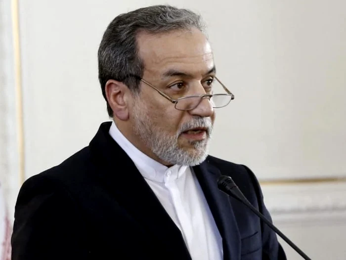 Scos de sub dărâmături și mereu în mișcare. Șeful diplomației iraniene povestește cu a supraviețuit atacului care l-a ucis pe ayatolahul Ali Khamenei