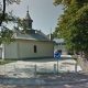 Singurul oraș din România cu o biserică amplasată în mijlocul unui sens giratoriu