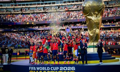 Trump, un nou moment viral la finala Cupei Mondiale 2026. A rămas pe scenă când Spania ridica trofeul suprem, ignorându-l pe șeful FIFA