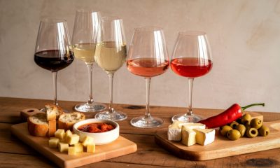 Cum alegi un vin rose sau un vin alb pentru ocazii speciale: idei elegante pentru nunți, aniversări și seri romantice