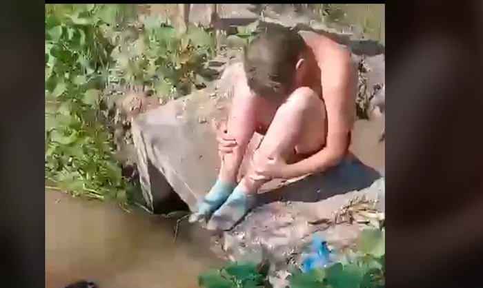 Doi minori, umiliți și abuzați sexual. Imaginile au fost distribuite pe TikTok