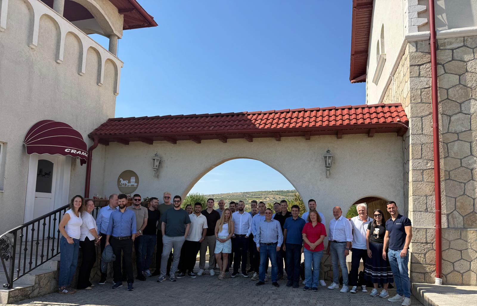 Consultanții și proiectanții de soluții pentru dezvoltarea infrastructurilor urbane și de transport reuniți într-un workshop de două zile