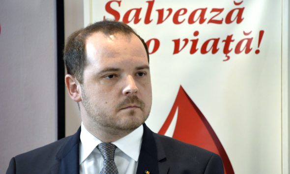 Rogobete propune concedierea medicilor care părăsesc programul de la stat pentru cabinetele private: „La 3 abateri de acest gen, managerul să poată să desfacă contractul de muncă”