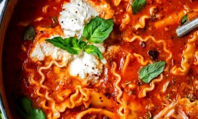 Supele pentru care ai fi în stare să mergi pe jos până-n Franța. Trei rețete absolut delicioase de supe franțuzești de toamnă, pe care le poți găti, lejer, acasă