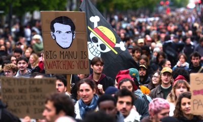 „Vestele Galbene“ anunță deja când va avea loc următorul protest din Franța. Confruntările violente de sâmbătă au continuat pe tot parcursul nopții
